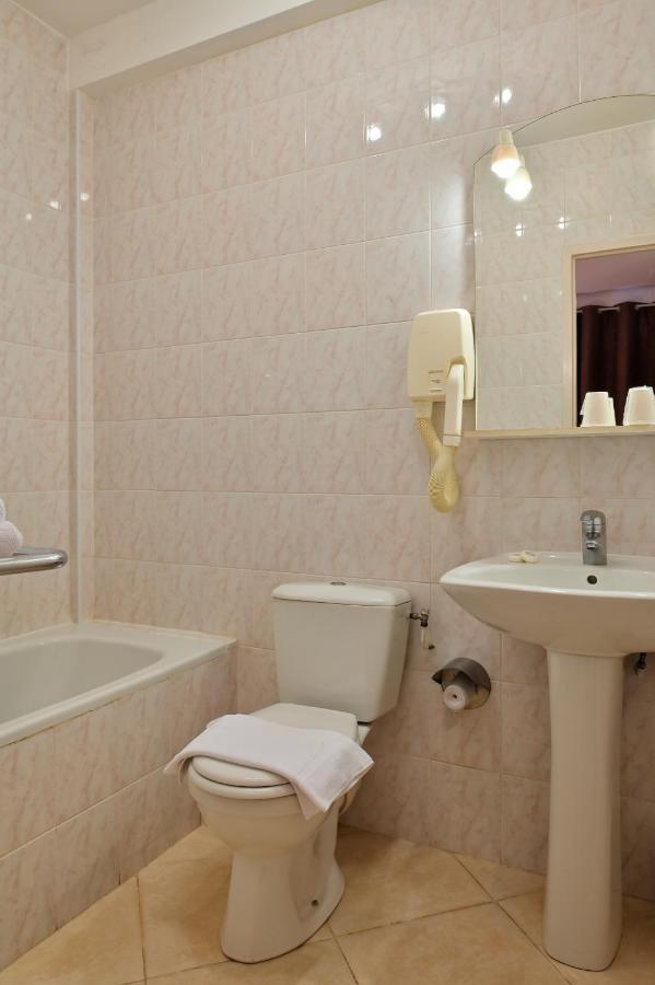 Hotel Des Roches ซาร์แตน ภายนอก รูปภาพ