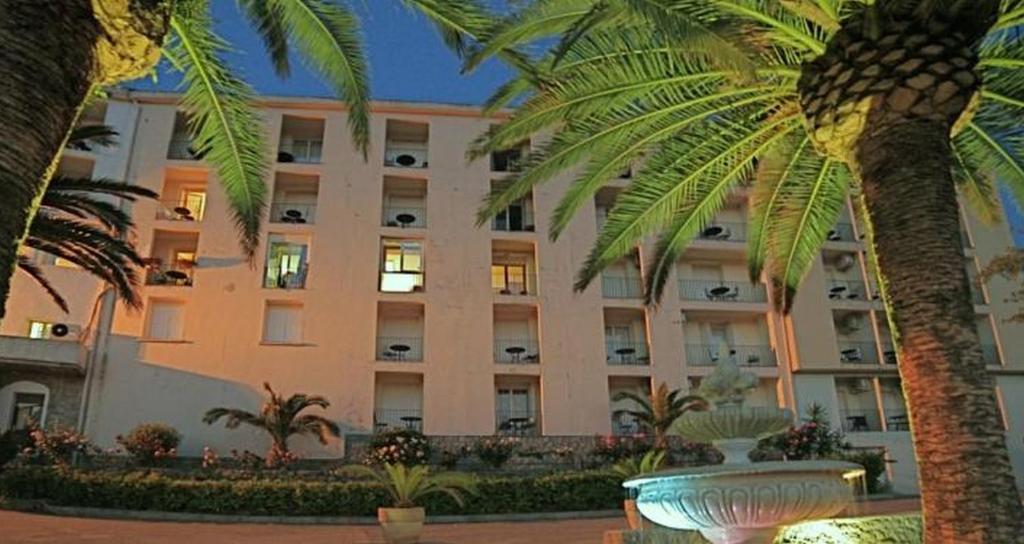Hotel Des Roches ซาร์แตน ภายนอก รูปภาพ