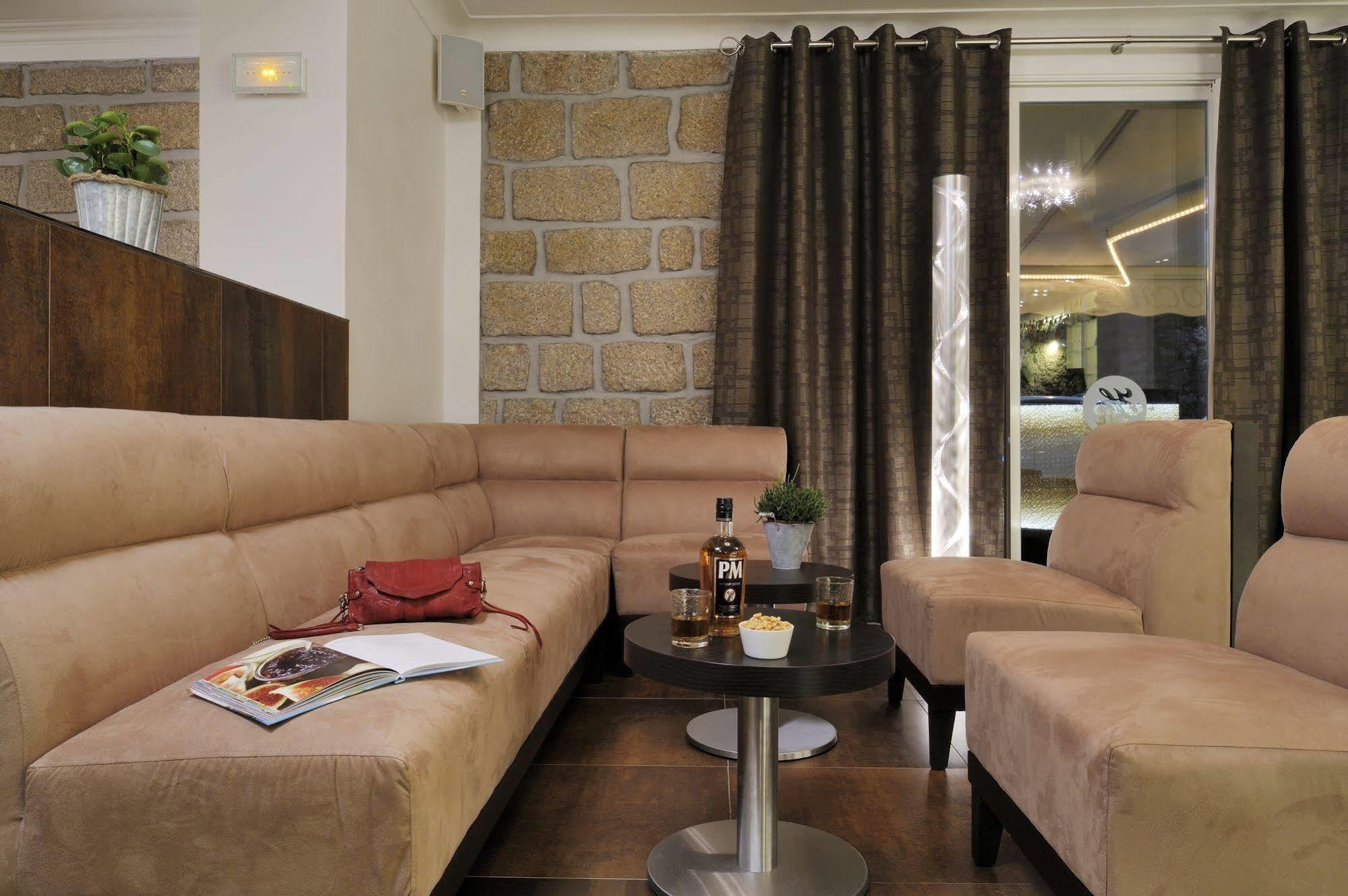 Hotel Des Roches ซาร์แตน ภายนอก รูปภาพ