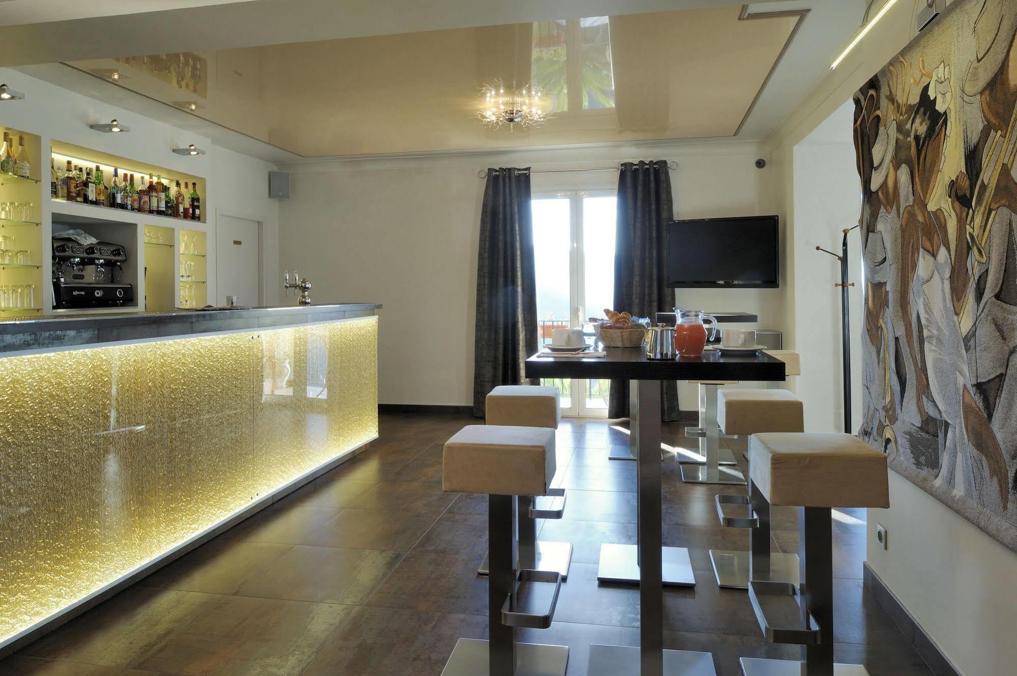 Hotel Des Roches ซาร์แตน ภายนอก รูปภาพ