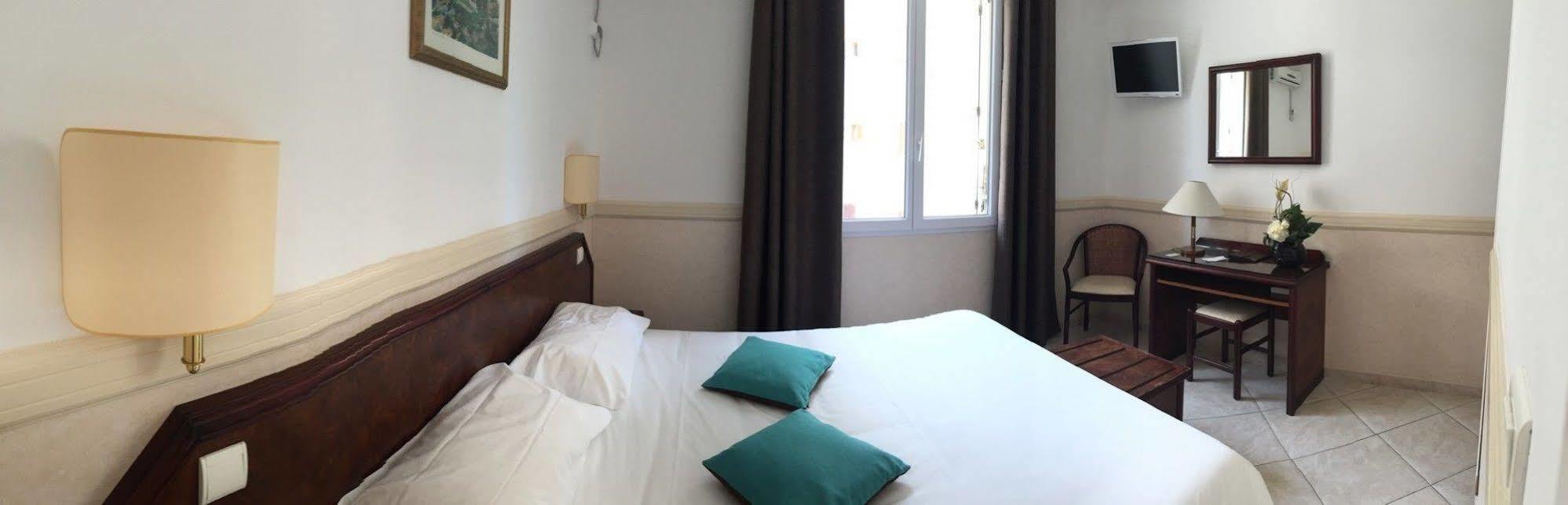 Hotel Des Roches ซาร์แตน ภายนอก รูปภาพ